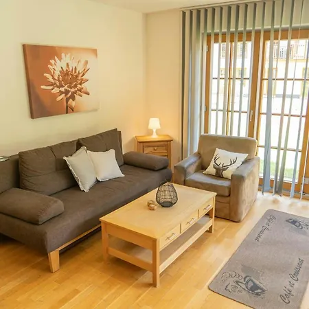 Jana 2 By Smr - Inc And Near Gondola Apartment